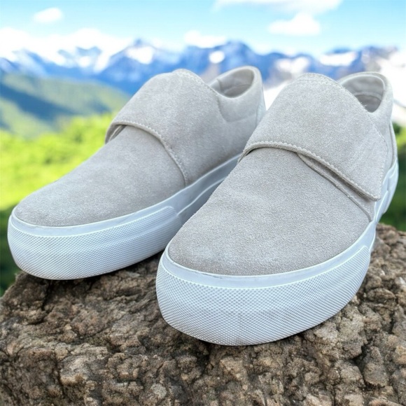 VINCE. Women’s Gray Suede Slip-On Platform Sneakers With Velcro Sz 6 Designer - Picture 1 of 9